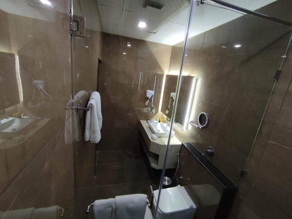 Silver Cloud Nandigunda Екстериор снимка