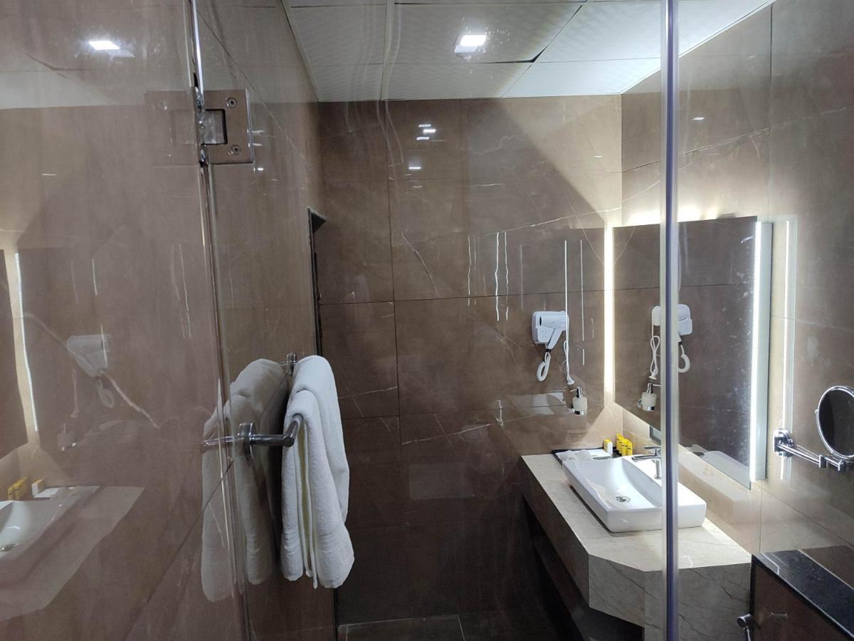 Silver Cloud Nandigunda Екстериор снимка