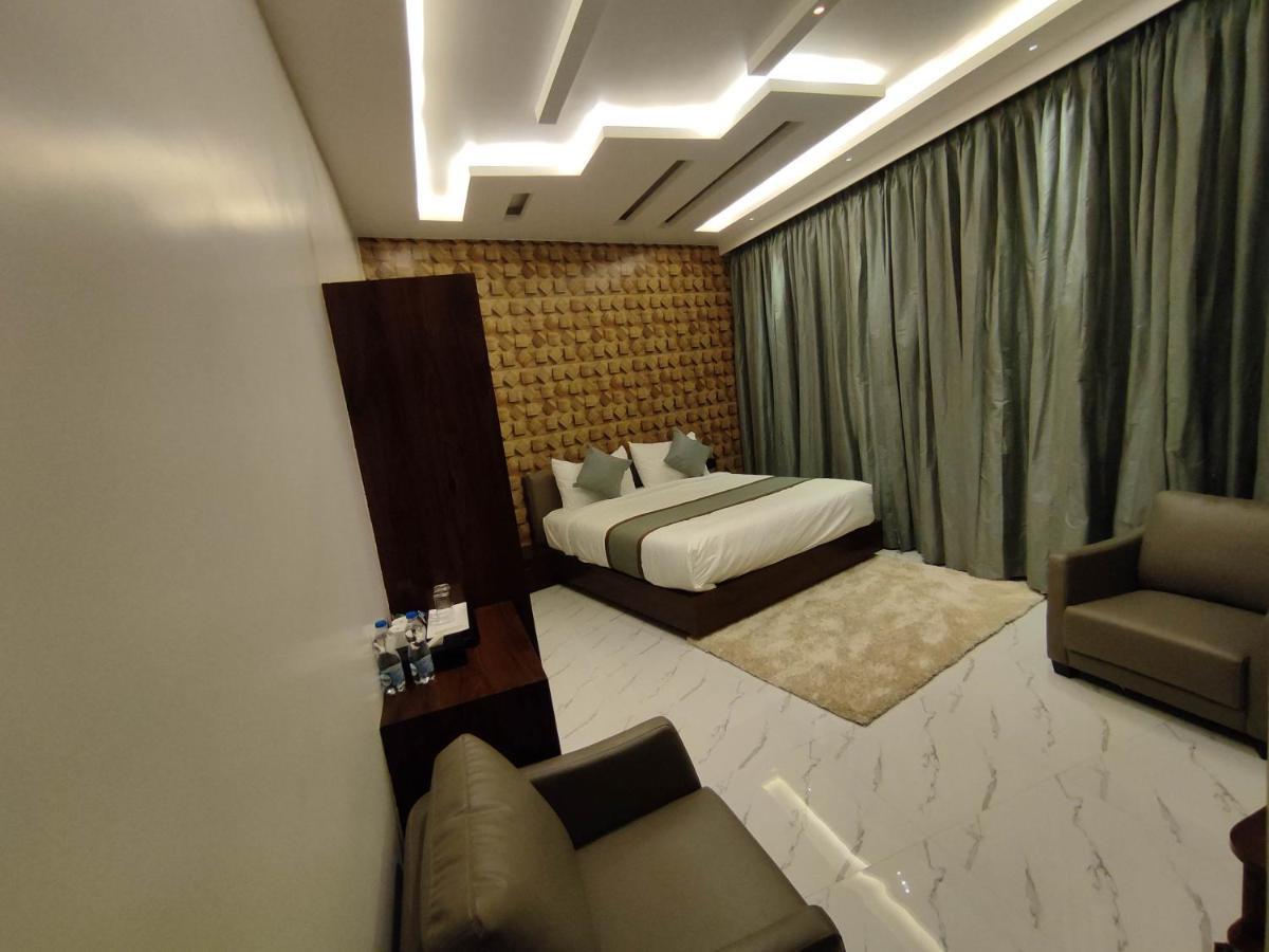 Silver Cloud Nandigunda Екстериор снимка