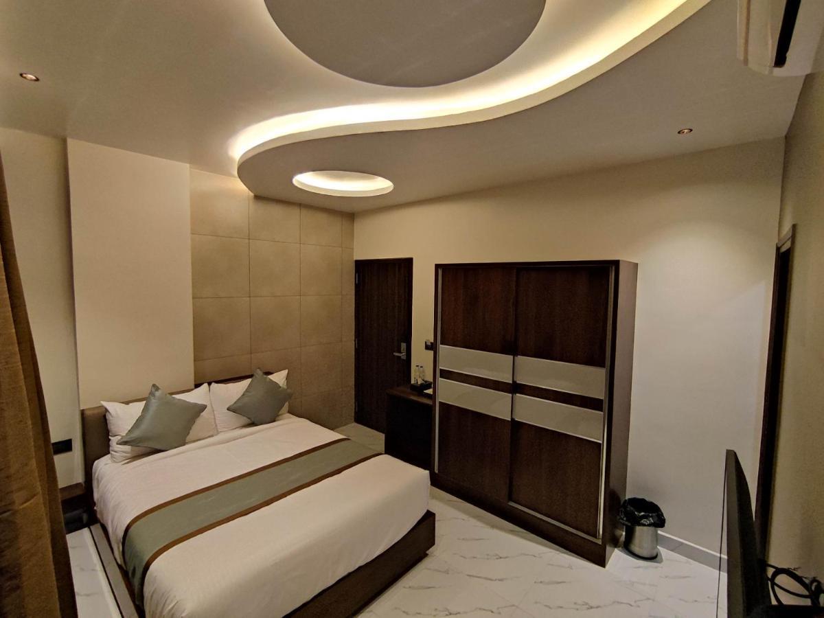 Silver Cloud Nandigunda Екстериор снимка